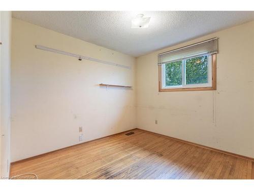 228 Eaglewood Drive, Hamilton, ON - Indoor Photo Showing Other Room