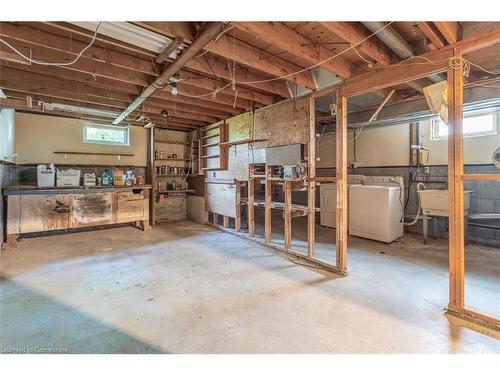 228 Eaglewood Drive, Hamilton, ON - Indoor Photo Showing Basement