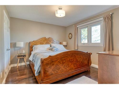 65 Derek Drive, Hamilton, ON - Indoor Photo Showing Bedroom