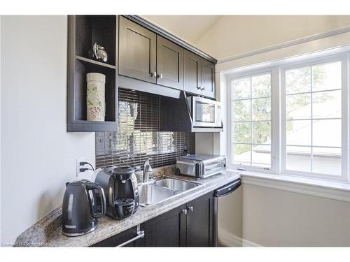 1016 North Shore Boulevard E, Burlington, ON - Indoor Photo Showing Kitchen With Double Sink