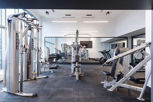 1015-2333 Taunton Road, Oakville, ON - Indoor Photo Showing Gym Room