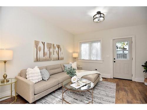 277 Main Street W, Hamilton, ON - Indoor Photo Showing Living Room