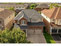 8 Saybrook Gardens  Stoney Creek, ON L8E 0B6