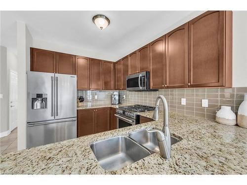 8 Saybrook Gardens, Stoney Creek, ON - Indoor Photo Showing Kitchen With Stainless Steel Kitchen With Double Sink