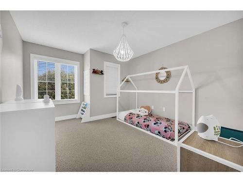 8 Saybrook Gardens, Stoney Creek, ON - Indoor Photo Showing Other Room