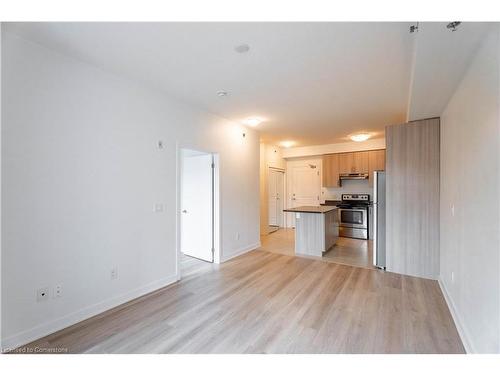 723-2486 Old Bronte Road, Oakville, ON - Indoor Photo Showing Kitchen