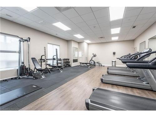 723-2486 Old Bronte Road, Oakville, ON - Indoor Photo Showing Gym Room