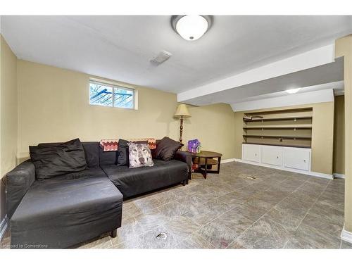 5 Rosewood Road, Hamilton, ON - Indoor Photo Showing Living Room