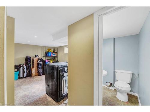 5 Rosewood Road, Hamilton, ON - Indoor Photo Showing Laundry Room