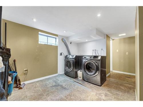 5 Rosewood Road, Hamilton, ON - Indoor Photo Showing Laundry Room