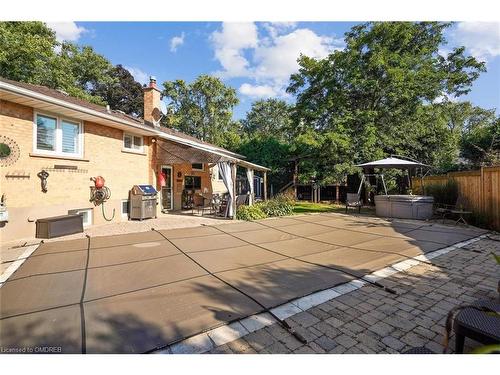 486 Lees Lane, Oakville, ON - Outdoor