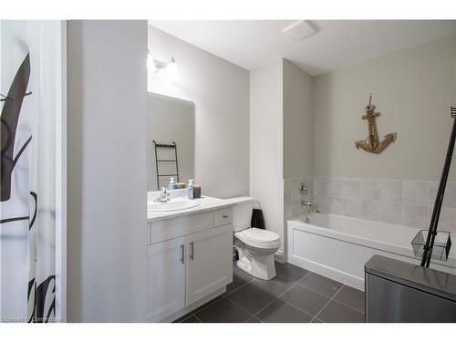 66 Homestead Way, Thorold, ON - Indoor Photo Showing Bathroom