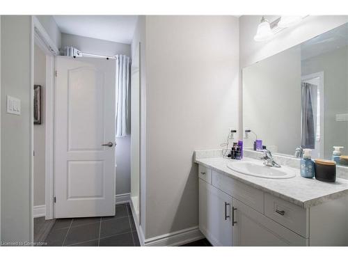 66 Homestead Way, Thorold, ON - Indoor Photo Showing Bathroom