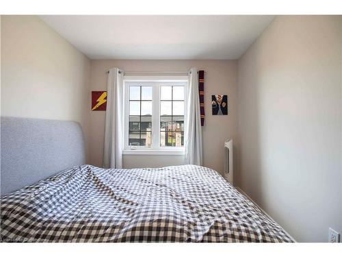 66 Homestead Way, Thorold, ON - Indoor Photo Showing Bedroom