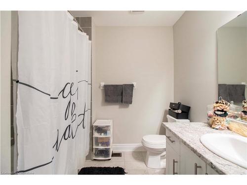 66 Homestead Way, Thorold, ON - Indoor Photo Showing Bathroom