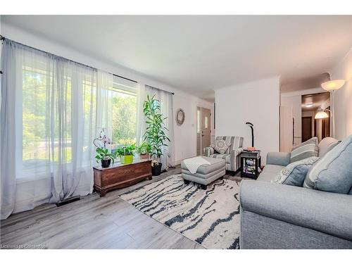 29 Mountsberg Road, Flamborough, ON - Indoor Photo Showing Living Room