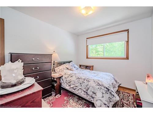 29 Mountsberg Road, Flamborough, ON - Indoor Photo Showing Bedroom