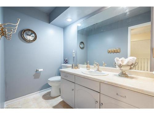 101 Strada Boulevard, St. Catharines, ON - Indoor Photo Showing Bathroom