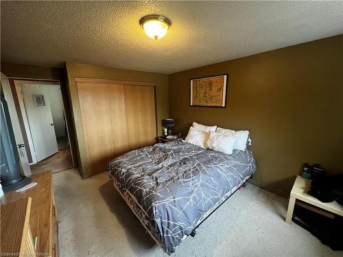 24-151 Gateshead Crescent, Stoney Creek, ON - Indoor Photo Showing Bedroom