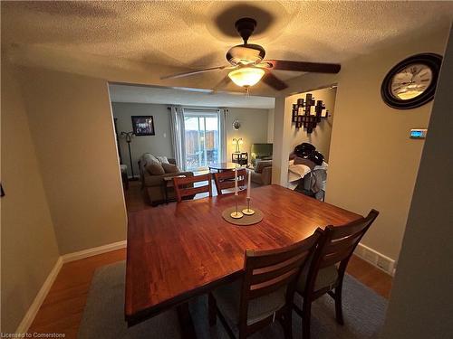 24-151 Gateshead Crescent, Stoney Creek, ON - Indoor Photo Showing Dining Room