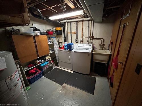 24-151 Gateshead Crescent, Stoney Creek, ON - Indoor Photo Showing Laundry Room