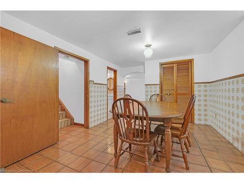 373 Mary Street, Hamilton, ON - Indoor Photo Showing Dining Room