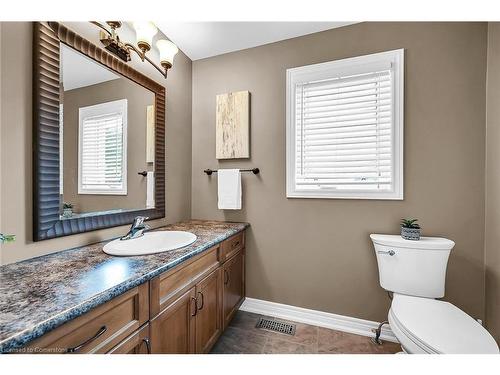 29 Lakeview Lane, Selkirk, ON - Indoor Photo Showing Bathroom