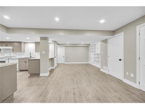 29 Lakeview Lane, Selkirk, ON - Indoor Photo Showing Kitchen