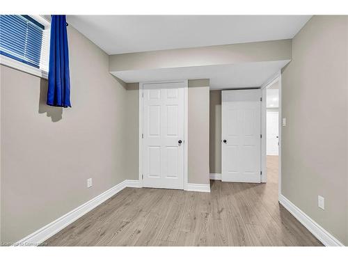 29 Lakeview Lane, Selkirk, ON - Indoor Photo Showing Other Room