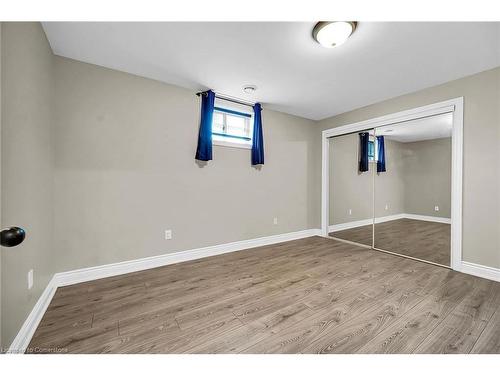 29 Lakeview Lane, Selkirk, ON - Indoor Photo Showing Other Room