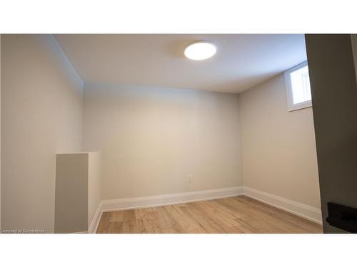 242 West 18Th Street, Hamilton, ON - Indoor Photo Showing Other Room