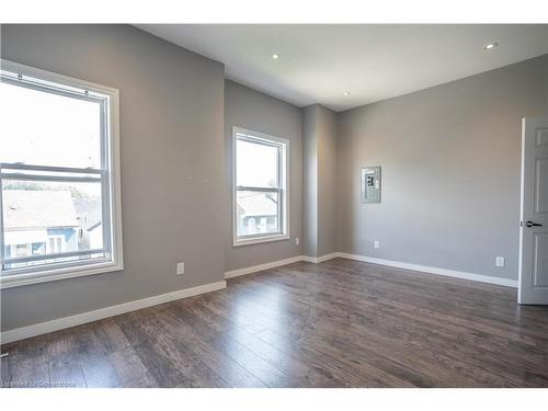 163 Emerald Street N, Hamilton, ON - Indoor Photo Showing Other Room