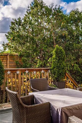 36 Mcgrath Court, Dundas, ON - Outdoor With Deck Patio Veranda