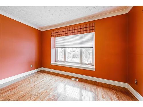 17-105 Wilson Street W, Ancaster, ON - Indoor Photo Showing Other Room