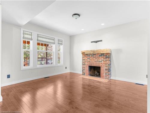 96 Alma Street, St. Thomas, ON - Indoor Photo Showing Living Room With Fireplace