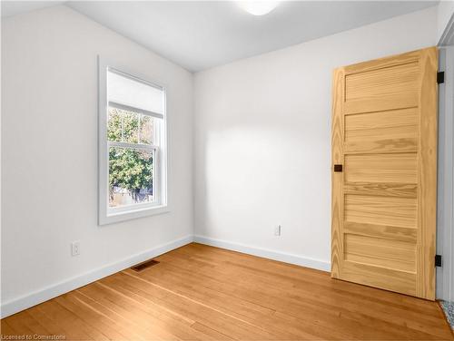 96 Alma Street, St. Thomas, ON - Indoor Photo Showing Other Room