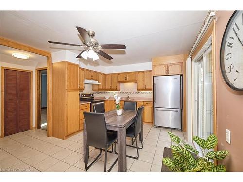 37 Shakespeare Avenue, St. Catharines, ON - Indoor Photo Showing Kitchen