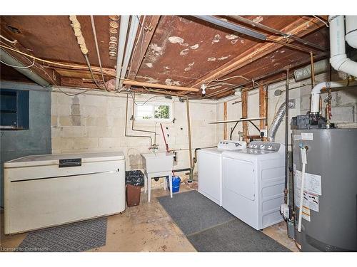 37 Shakespeare Avenue, St. Catharines, ON - Indoor Photo Showing Laundry Room