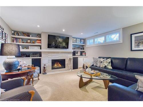 28 Ramsey Crescent, Hamilton, ON - Indoor With Fireplace