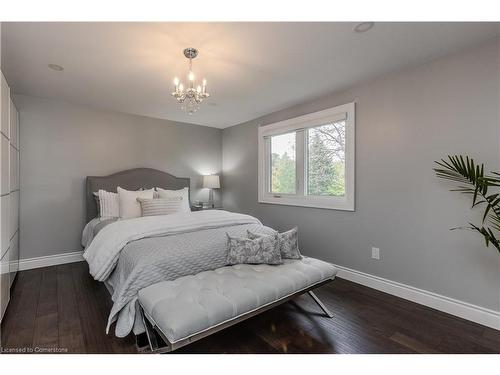 1771 Heather Hills Drive, Burlington, ON - Indoor Photo Showing Bedroom