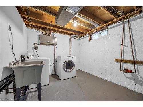 20-125 Limeridge Road W, Hamilton, ON - Indoor Photo Showing Laundry Room