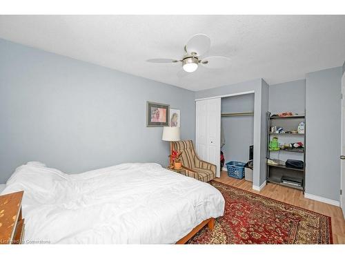 B1-500 Stonechurch Road W, Hamilton, ON - Indoor Photo Showing Bedroom