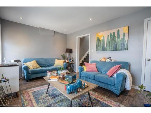 165 Emerald Street N, Hamilton, ON - Indoor Photo Showing Living Room