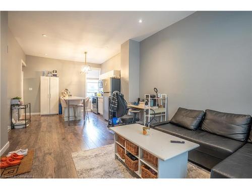 165 Emerald Street N, Hamilton, ON - Indoor Photo Showing Living Room