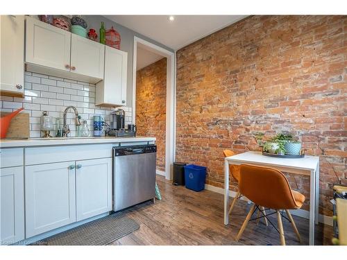 165 Emerald Street N, Hamilton, ON - Indoor Photo Showing Kitchen