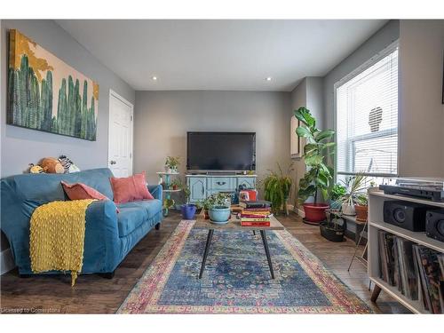 165 Emerald Street N, Hamilton, ON - Indoor Photo Showing Living Room