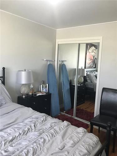 42 Palmer Road, Hamilton, ON - Indoor Photo Showing Bedroom