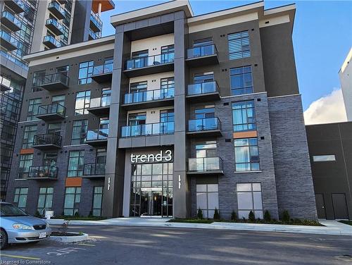 322-470 Dundas Street E, Waterdown, ON - Outdoor With Balcony With Facade