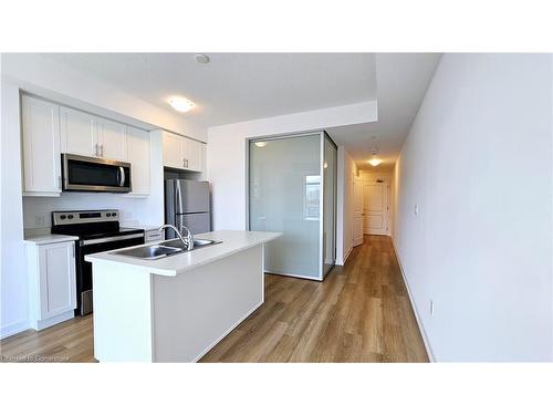 322-470 Dundas Street E, Waterdown, ON - Indoor Photo Showing Kitchen With Stainless Steel Kitchen With Double Sink