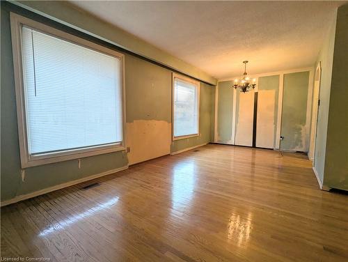 67 Garrow Drive, Hamilton, ON - Indoor Photo Showing Other Room